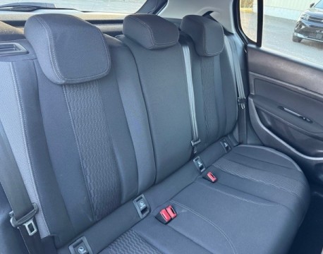 308 1.2 PURETECH 110CH STYLE GPS DISTRIBUTION + 4 PNEUS NEUFS