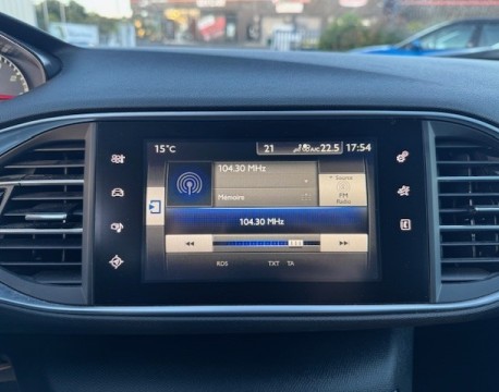 308 1.2 PURETECH 110CH STYLE GPS DISTRIBUTION + 4 PNEUS NEUFS