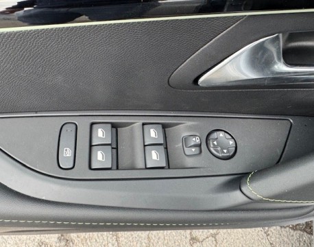 208 1.2 PURETECH 100CH S&S GT