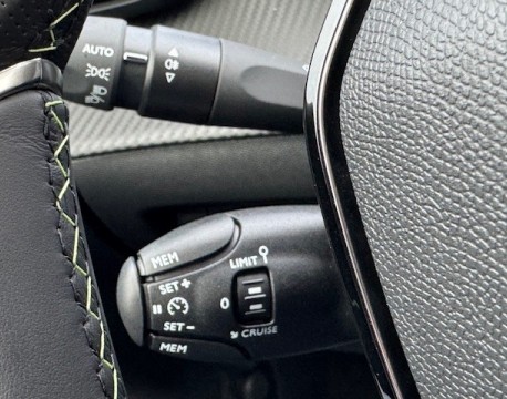 208 1.2 PURETECH 100CH S&S GT