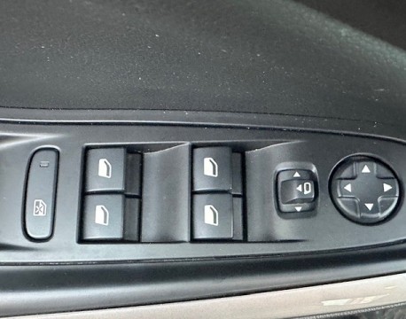 GRANDLAND 1.5 D 130CH ULTIMATE BVA8