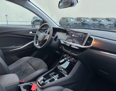 GRANDLAND 1.5 D 130CH ULTIMATE BVA8