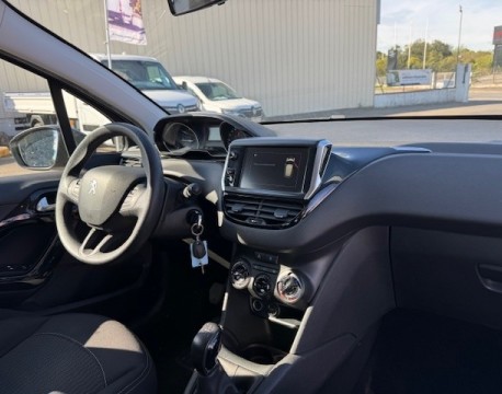 208 1.2 PURETECH 82CH ACTIVE 5P DISTRIBUTION NEUVE