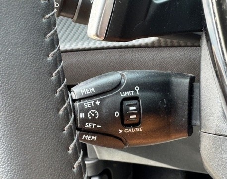 2008 1.5 BLUEHDI 130CH S&S ALLURE PACK EAT8