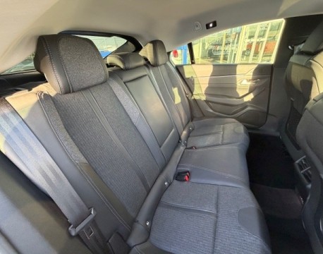 508 HYBRID 225H ALLURE BUSINESS E-EAT8