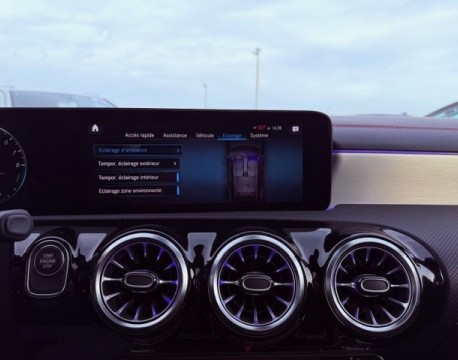 CLA SHOOTING BRAKE 250 E AMG LINE 8G-DCT 160CH