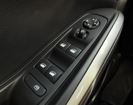 GRANDLAND 1.5 D 130CH ULTIMATE BVA8