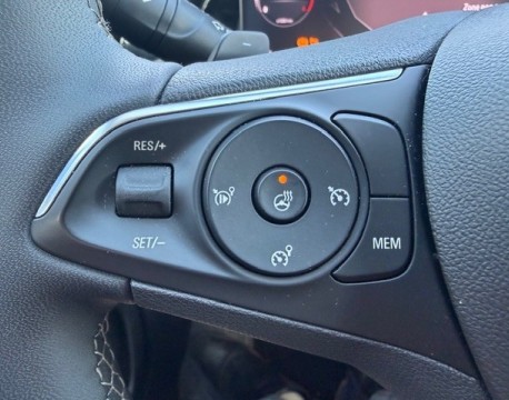 GRANDLAND 1.5 D 130CH ULTIMATE BVA8