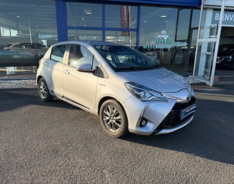 YARIS 100H DYNAMIC 5P