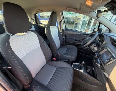 YARIS 100H DYNAMIC 5P