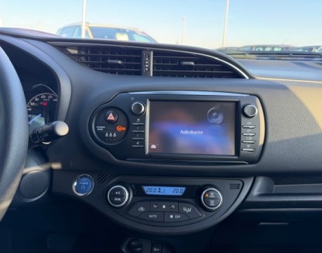 YARIS 100H DYNAMIC 5P