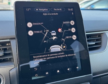 ARKANA 1.6 E-TECH 145CH BUSINESS