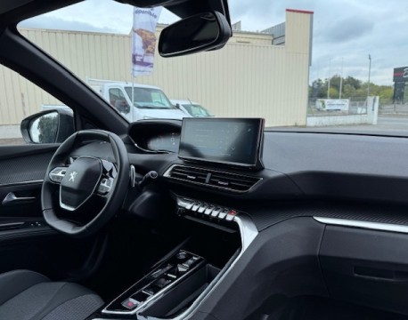 5008 HYBRID 136CH ALLURE PACK + PARK ASSIST