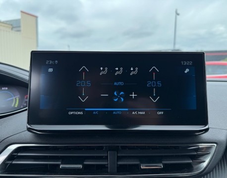 5008 HYBRID 136CH ALLURE PACK + PARK ASSIST