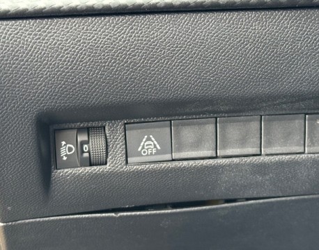 208 1.2 PURETECH 100CH S&S ALLURE PACK EAT8