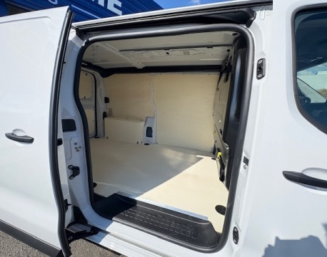 EXPERT FOURGON M 1.5 BLUEHDI 120CH S&S + OPTIONS