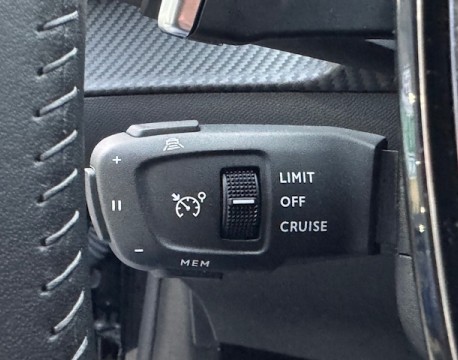 208 1.2 HYBRID 100CH ALLURE E-DCS6