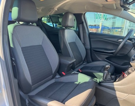 ASTRA 1.2 TURBO 130CH ELEGANCE DISTRIBUTION NEUVE