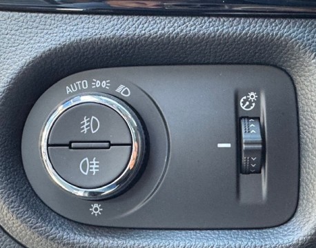 ASTRA 1.2 TURBO 130CH ELEGANCE DISTRIBUTION NEUVE