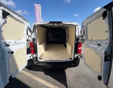 EXPERT FOURGON M 1.5 BLUEHDI 120CH S&S + OPTIONS