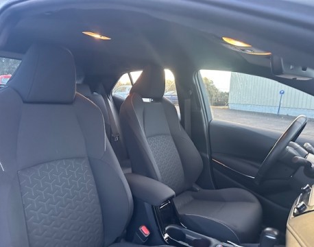 COROLLA 122H DYNAMIC BUSINESS + PROGRAMME BEYOND ZERO ACADEMY