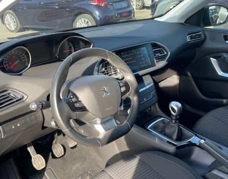 308 1.2 PURETECH 130CH STYLE DISTRIBUTION NEUVE