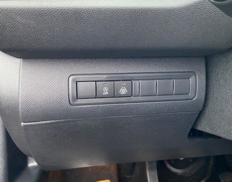 308 SW 1.2 PURETECH 130CH GT LINE TOIT PANORAMIQUE