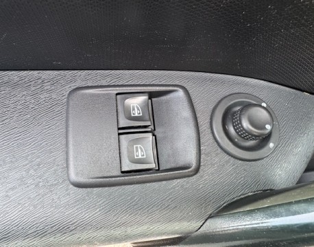 KANGOO II MAXI CONFORT DCI 95 VITRE