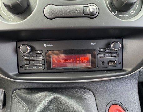 KANGOO II MAXI CONFORT DCI 95 VITRE