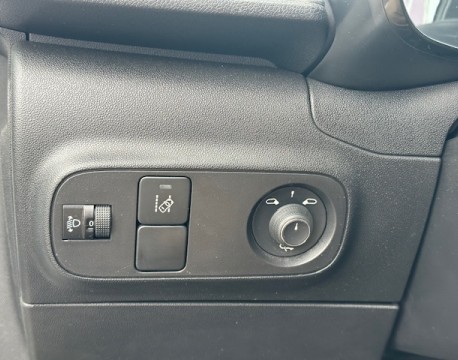 C3 BLUEHDI 100CH FEEL BUSINESS S&S