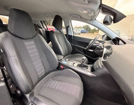 308 1.2 PURETECH 110CH ALLURE DISTRIBUTION NEUVE