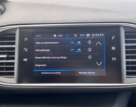 308 1.2 PURETECH 110CH ALLURE DISTRIBUTION NEUVE