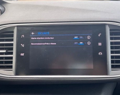 308 1.2 PURETECH 110CH ALLURE DISTRIBUTION NEUVE