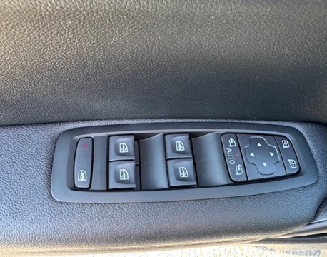 MEGANE IV ESTATE 1.6 E-TECH PLUG-IN 160CH INTENS