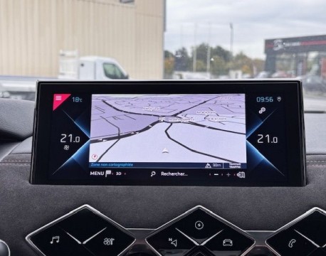 DS 3 CROSSBACK E-TENSE PERFORMANCE LINE +