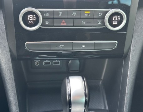 MEGANE IV ESTATE 1.3 TCE 140CH TECHNO EDC