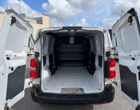 JUMPY FOURGON M 1.5 BLUEHDI 120CH S&S DRIVER