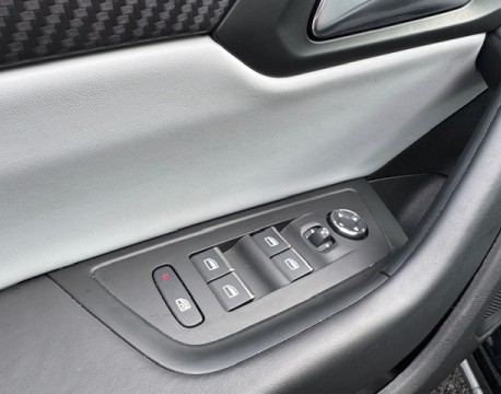 508 HYBRID 225CH ALLURE EAT8