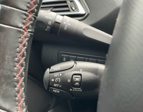 308 1.2 PURETECH 130CH GT LINE DISTRIBUTION NEUVE