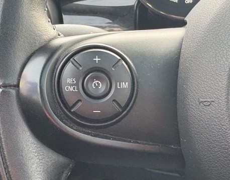 MINI III COOPER 184 SE FINITION GREENWICH BVA 32.6 KWH