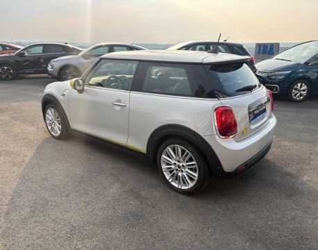 MINI III COOPER 184 SE FINITION GREENWICH BVA 32.6 KWH