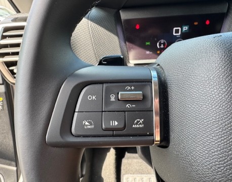 C4 PURETECH 130CH S&S SHINE EAT8