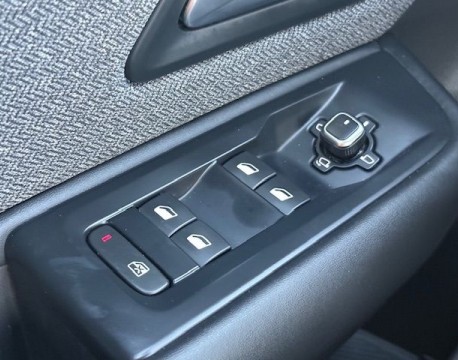 C5 X PURETECH 130CH S&S FEEL BUSINESS EAT8