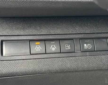 3008 HYBRID 225CH GT LINE E-EAT8 180CH