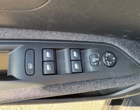 3008 1.5 BLUEHDI 130CH ACTIVE BUSINESS S&S EAT8