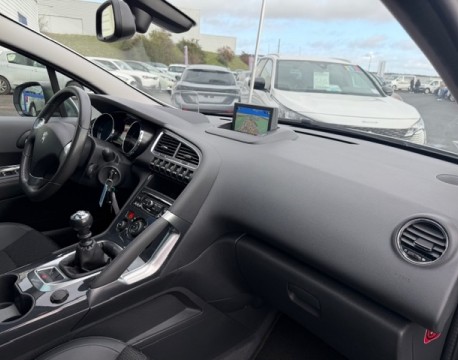 3008 1.6 BLUEHDI 120CH ALLURE S&S