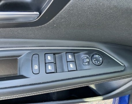 3008 1.2 PURETECH 130CH GT LINE DISTRIBUTION NEUVE