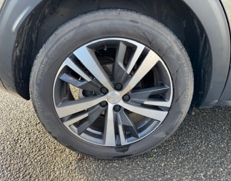 3008 1.2 PURETECH 130CH ALLURE S&S