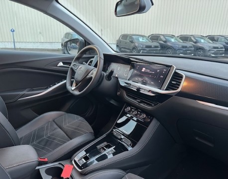 GRANDLAND 1.5 D 130CH ULTIMATE BVA8