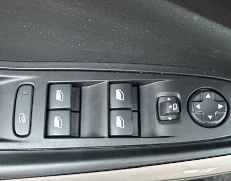 GRANDLAND 1.5 D 130CH ULTIMATE BVA8